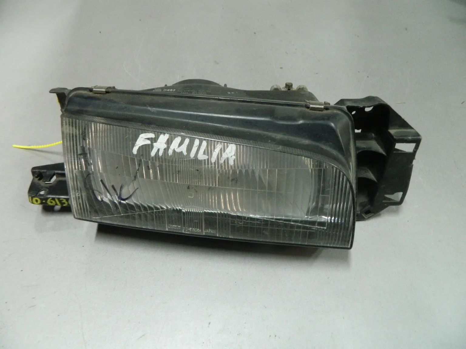 Фара MAZDA FAMILIA BG5S Перед Прав (Контрактный) 64492691