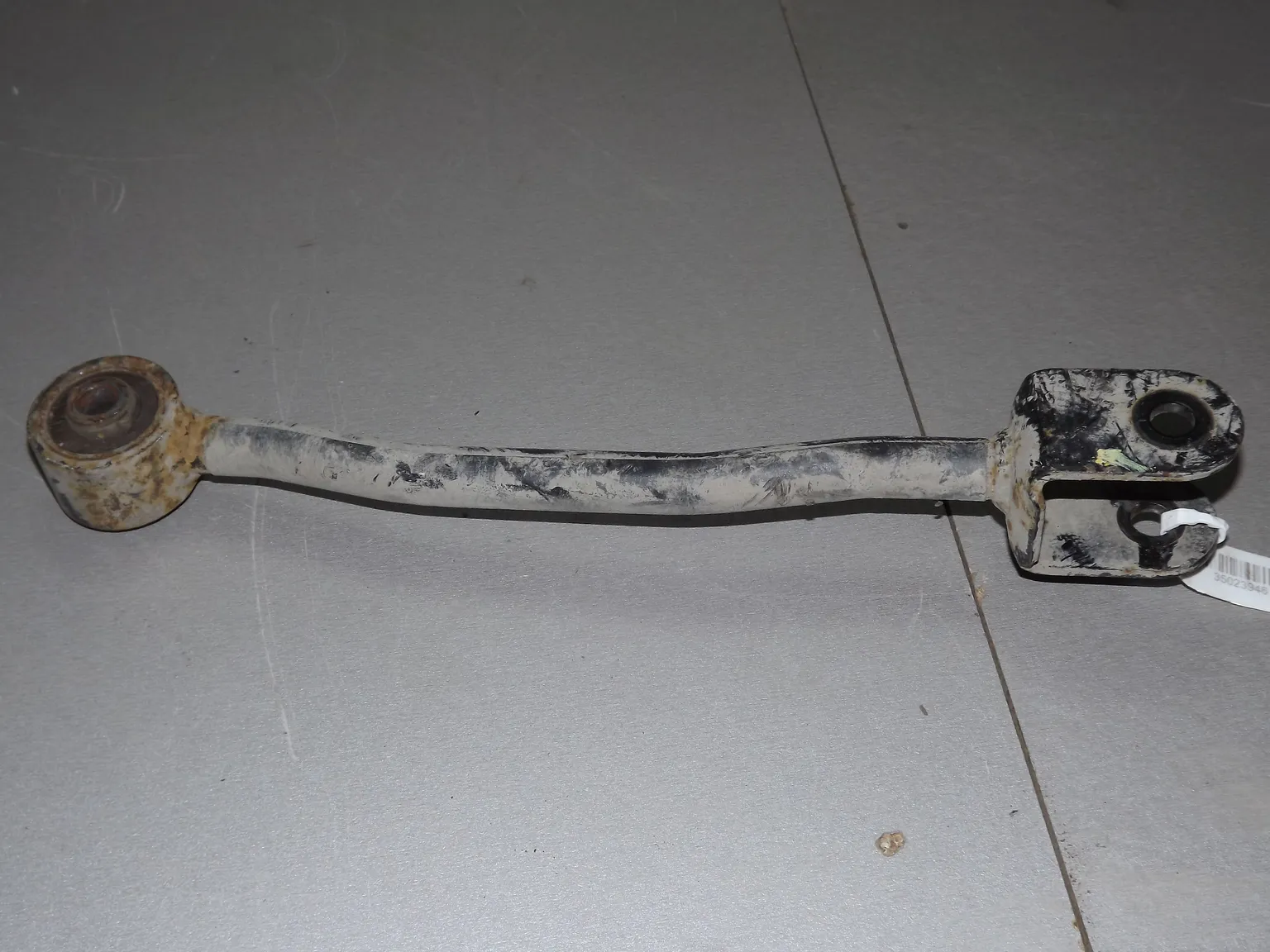 Рычаг подвески HYUNDAI EQUUS VI G6DA 2013-2015 Задн (Б/У) 35023946