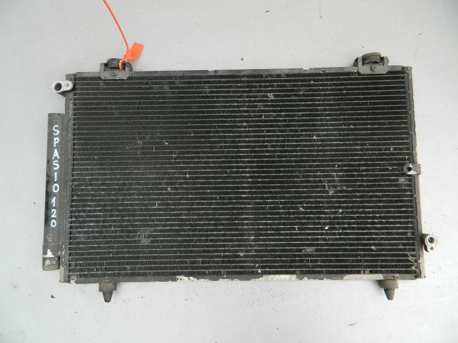 Радиатор кондиционера TOYOTA COROLLA SPACIO NZE121 (Контрактный) 72367671