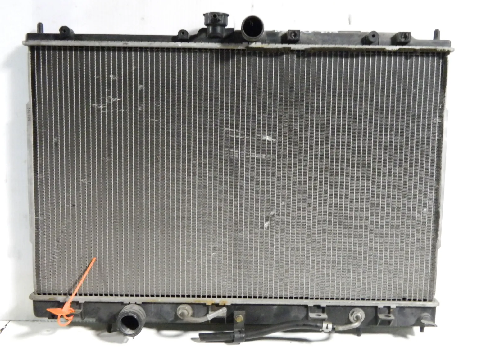 Радиатор ДВС MITSUBISHI AIRTREK CU2W (Контрактный) 65243729