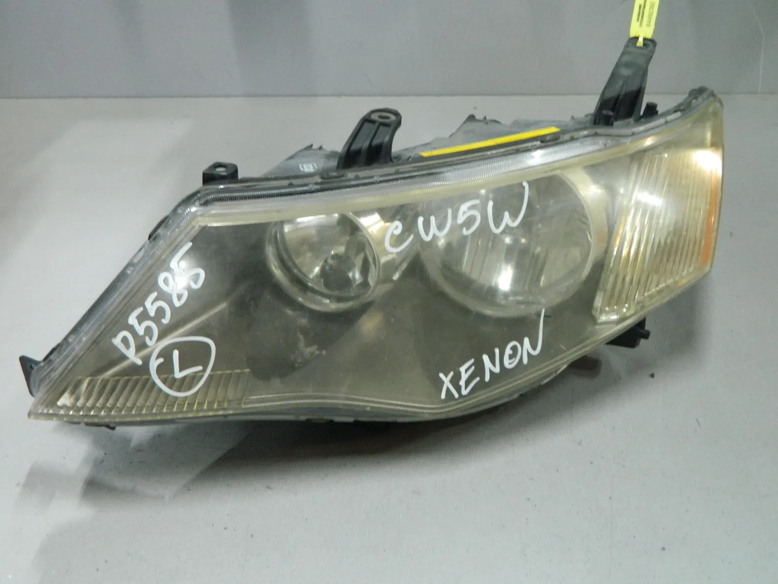 Фара MITSUBISHI OUTLANDER XL CW5W Перед Лев 5585 (Контрактный) 64492392