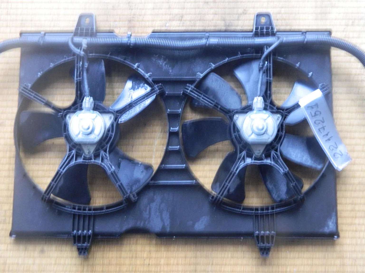 Диффузор радиатора NISSAN X-TRAIL T31 (Контрактный) 22117251