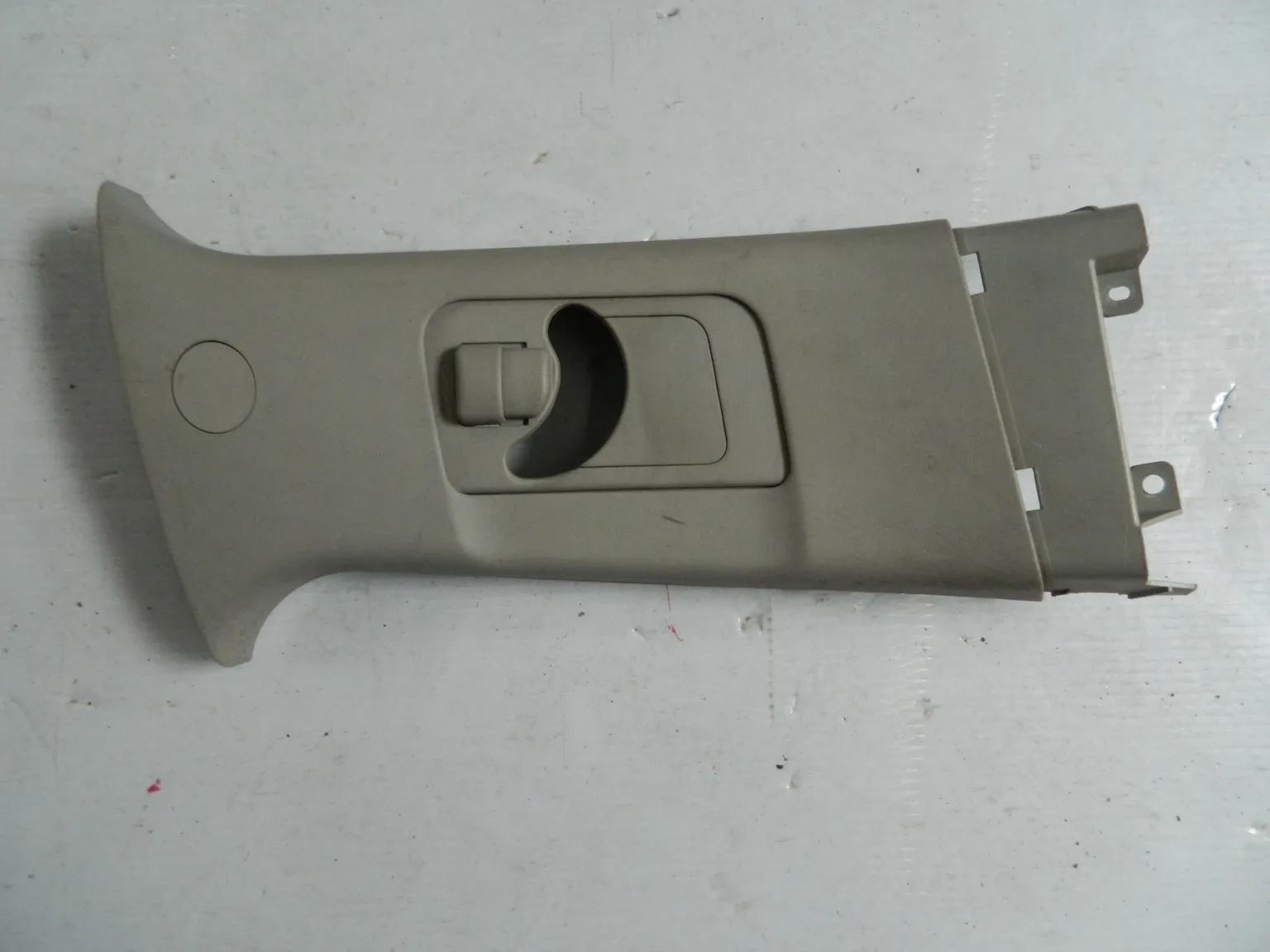 Обшивка стойки MITSUBISHI OUTLANDER XL CW Прав Верх (Контрактный) 7211A052HA