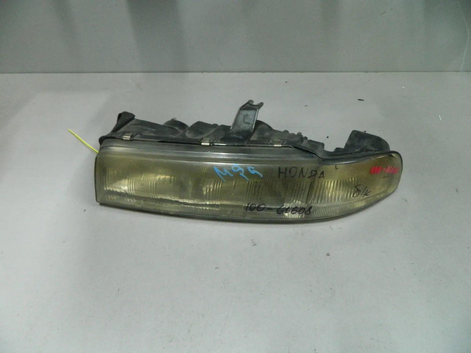 Фара MAZDA SENTIA HDES Перед Лев (Контрактный) 64492808