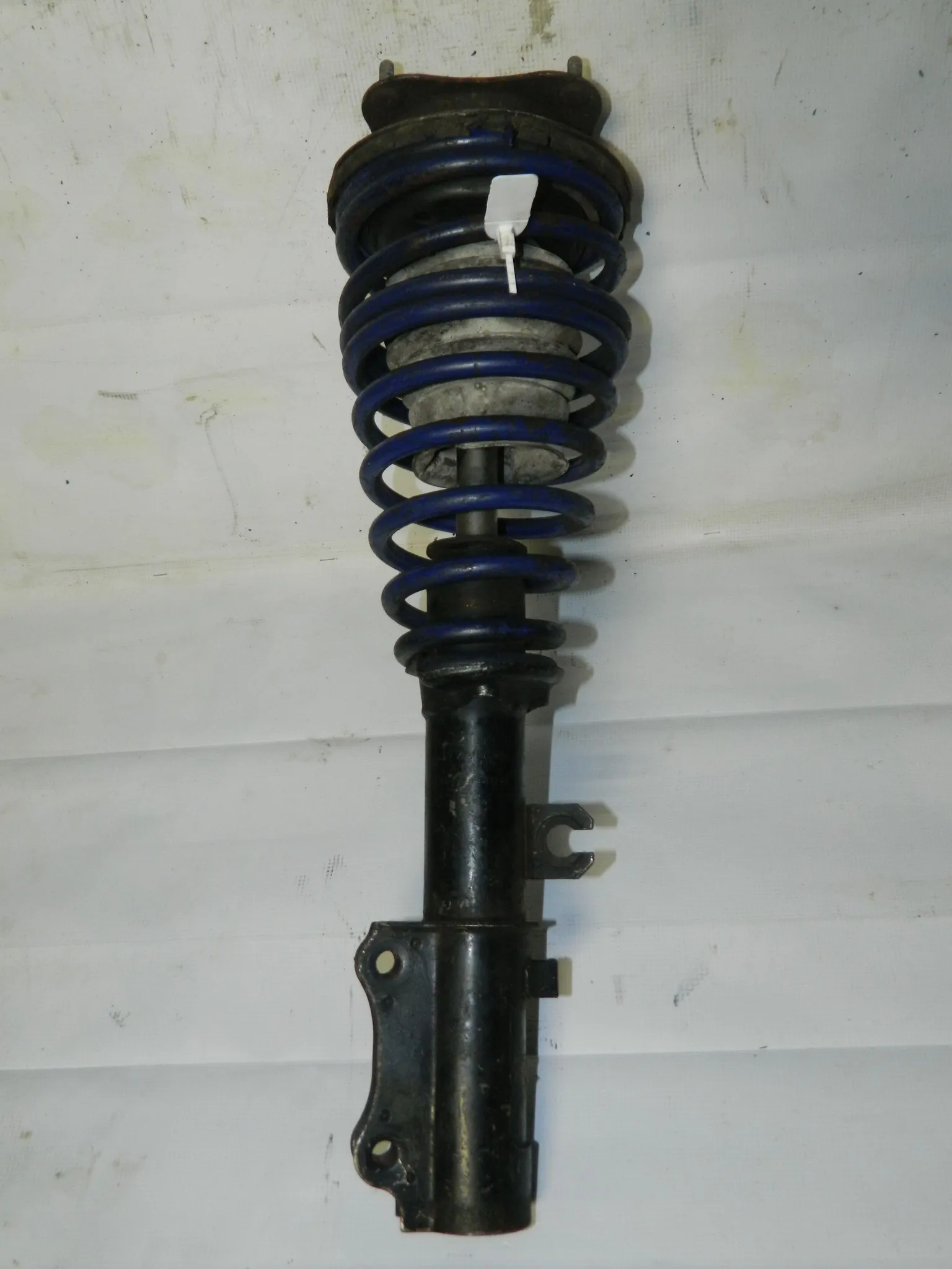 Стойка подвески MAZDA RX7 FC3S Перед Лев (Контрактный) 35021037