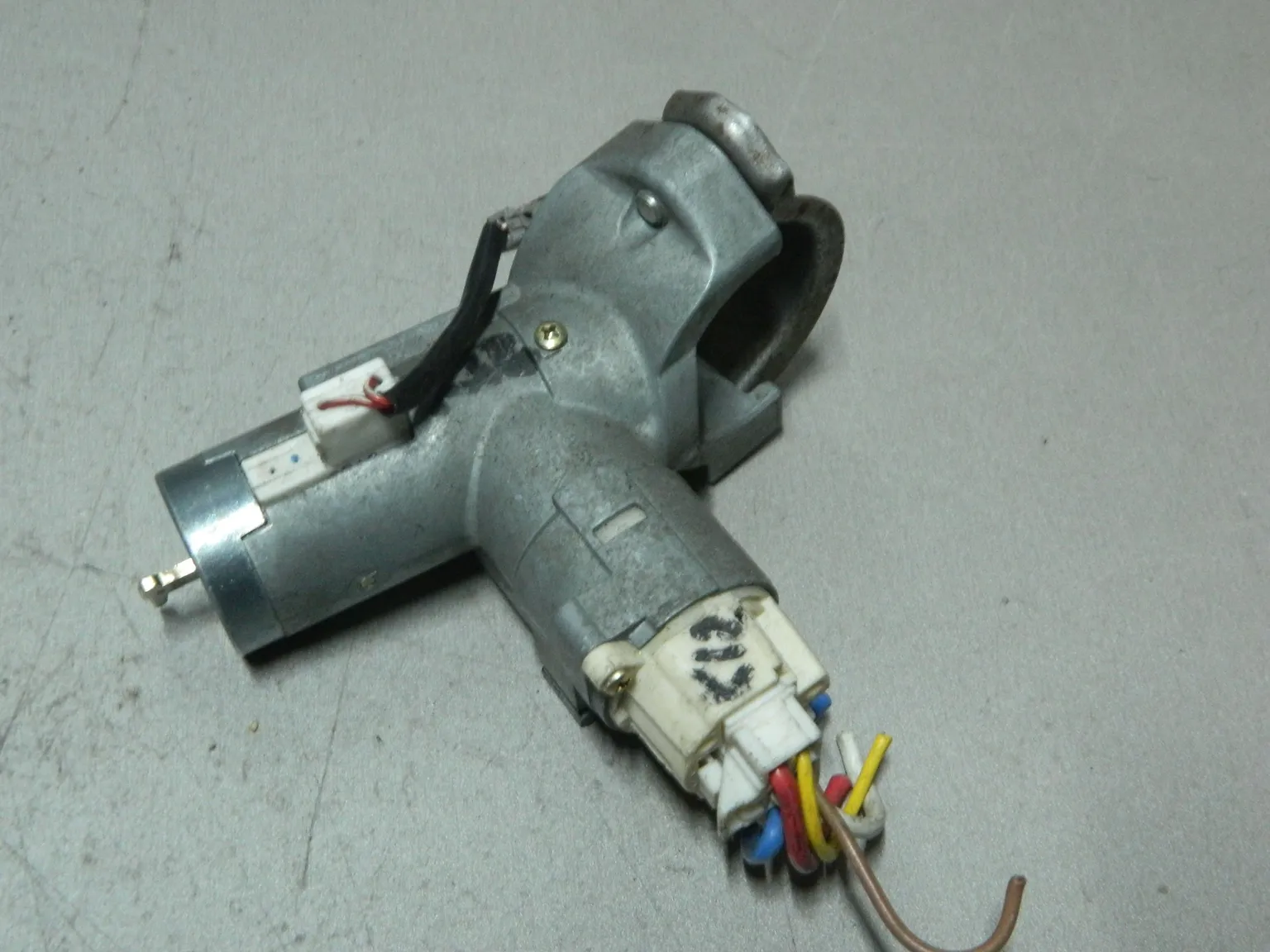 Замок зажигания NISSAN MARCH AK12 (Контрактный) 81532338