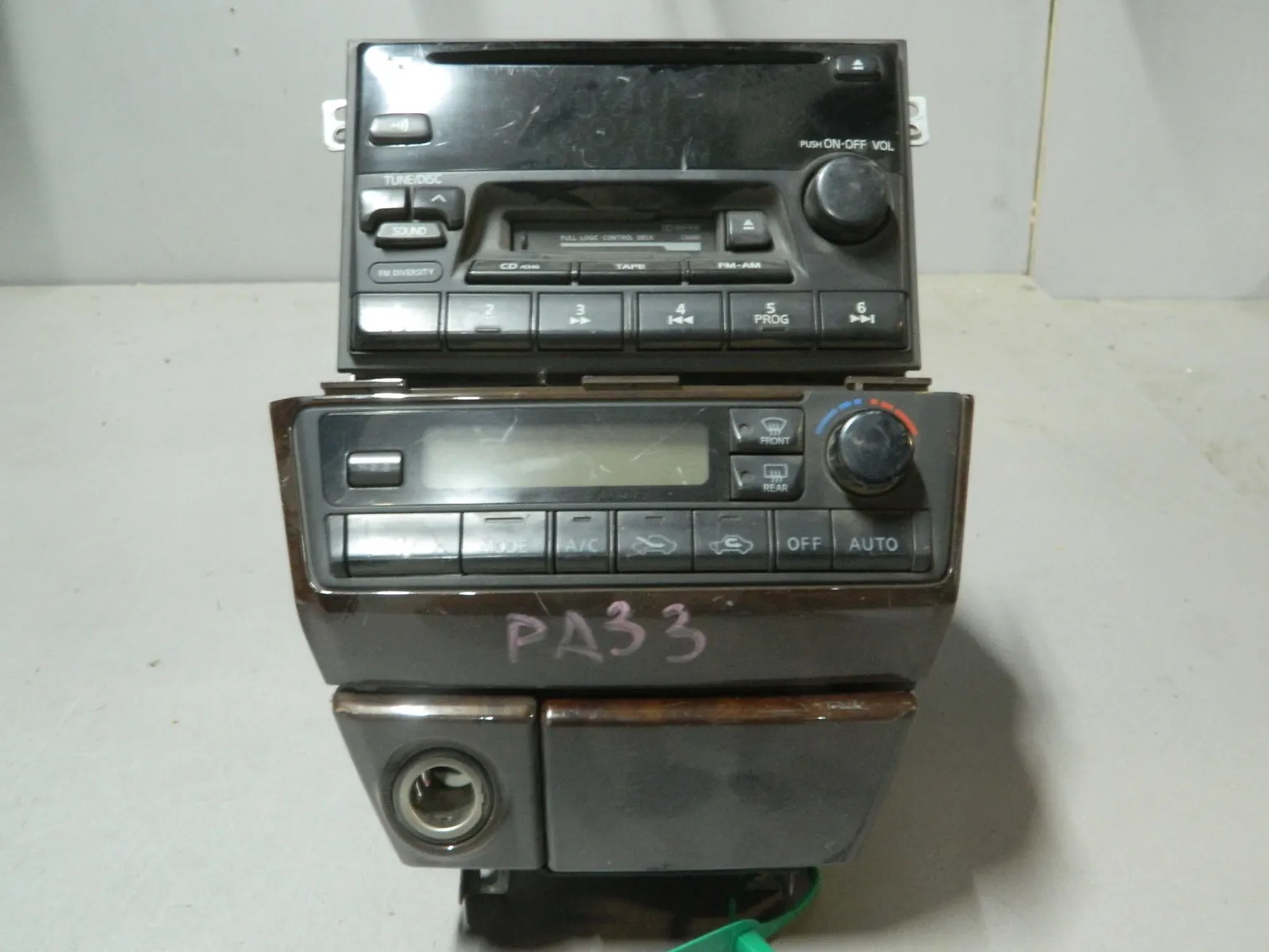 Блок управления климат-контролем NISSAN CEFIRO A33 (Контрактный) 81540321