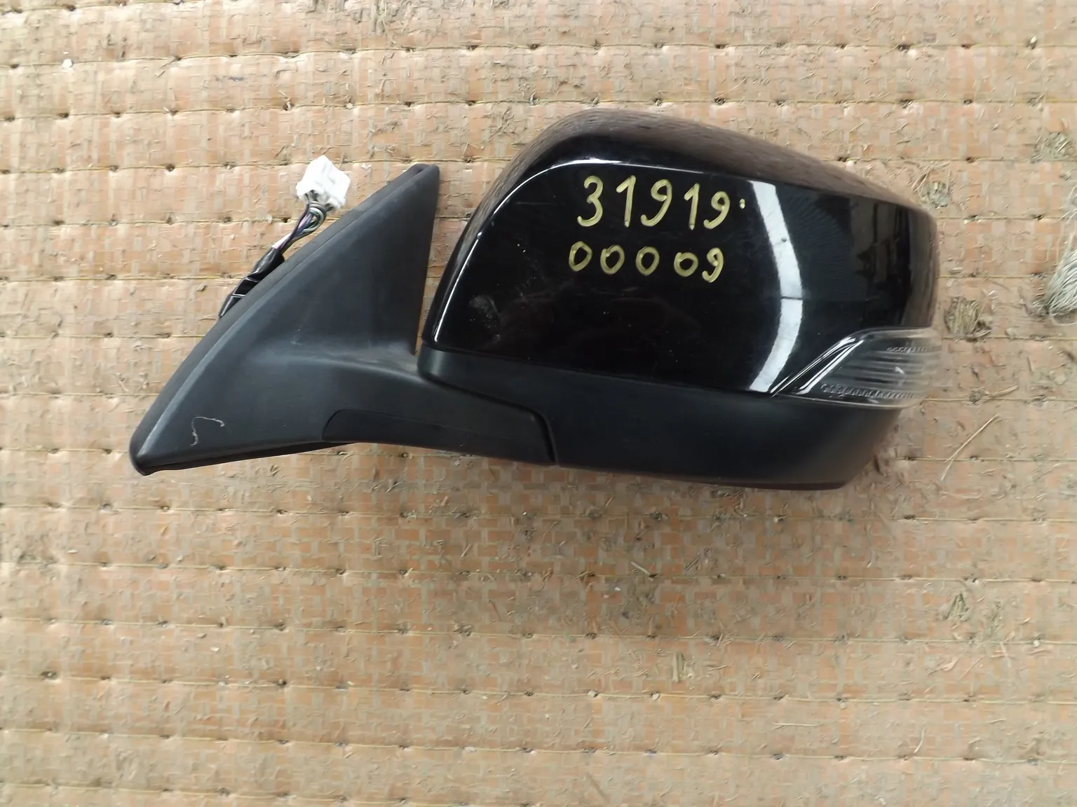 Зеркало SUBARU OUTBACK BR9 Перед Лев (Контрактный) 3191900009