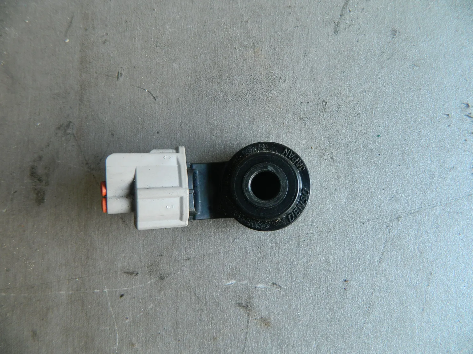 Датчик детонации TOYOTA CAMRY ACV40 2AZFE (Контрактный) 3383001415