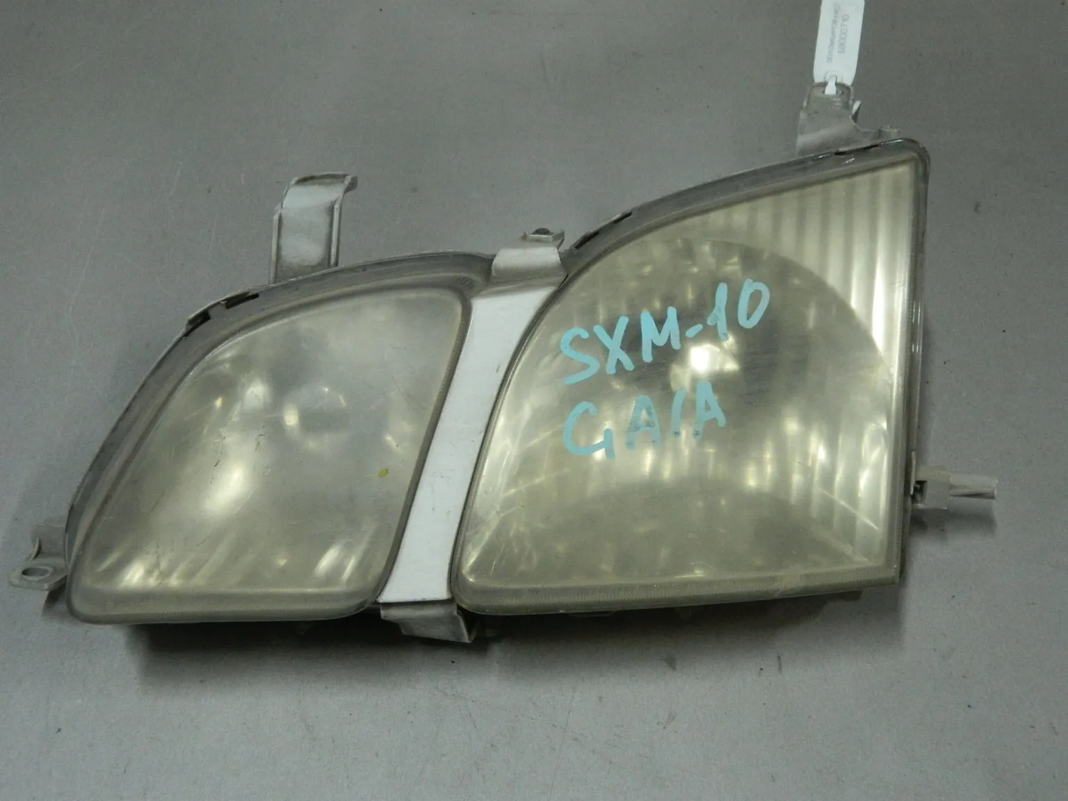 Фара TOYOTA GAIA SXM10 Перед Лев 4413 (Контрактный) 68000710