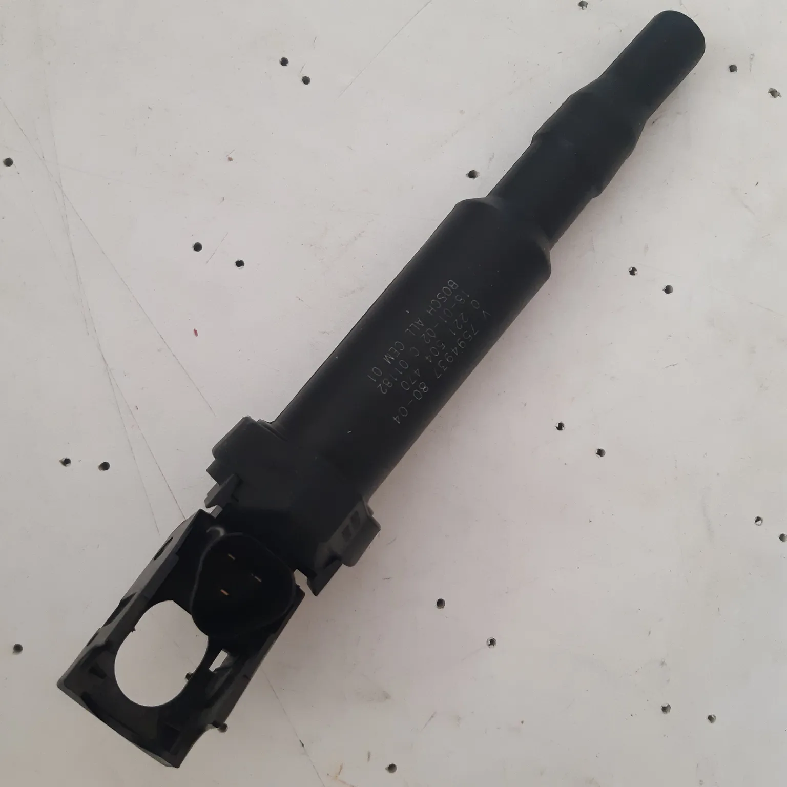 Катушка зажигания BOSCH 0221504470 BMW E90/E60 2.5/3.0i 05-