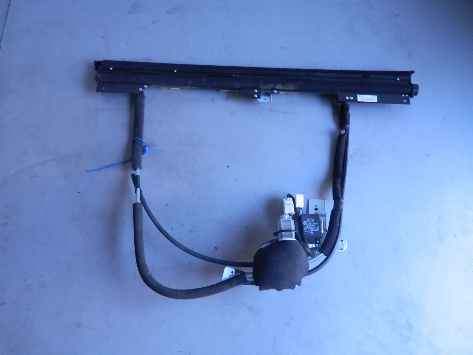 Шторка двери HYUNDAI EQUUS VI G6DJ Задн Прав (Б/У) 69838482 833623N002RY