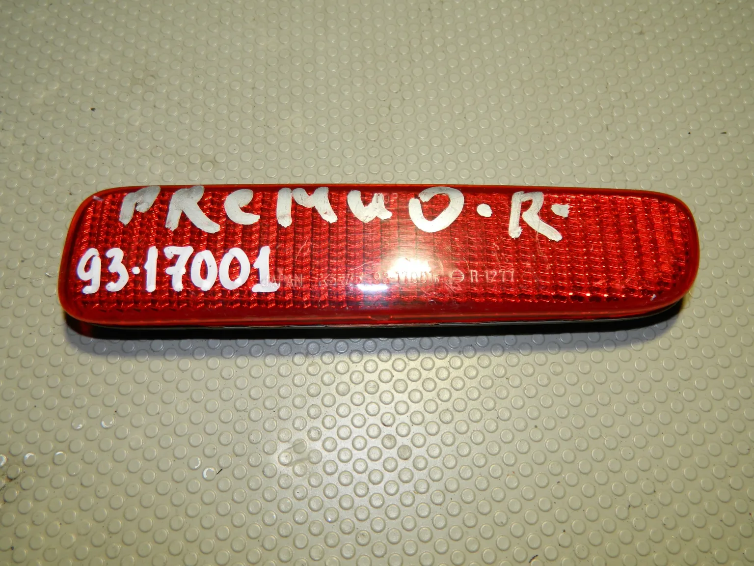 Катафот в бампер TOYOTA PREMIO AT211 Зад Прав (Контрактный)