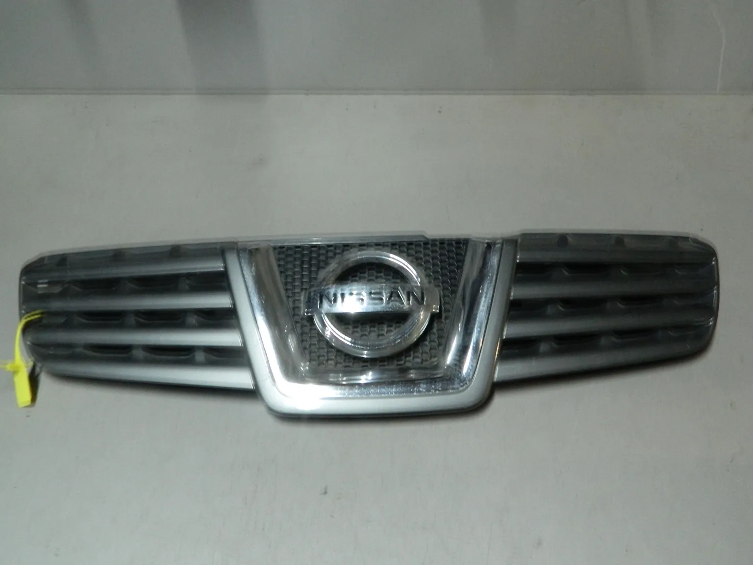 Решетка радиатора NISSAN QASHQAI J10 (Контрактный) 79773210