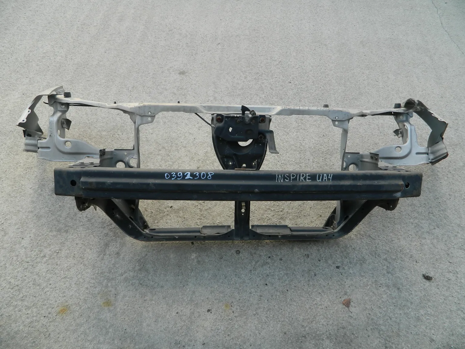 Рамка радиатора HONDA INSPIRE UA4 (Контрактный) 0392308