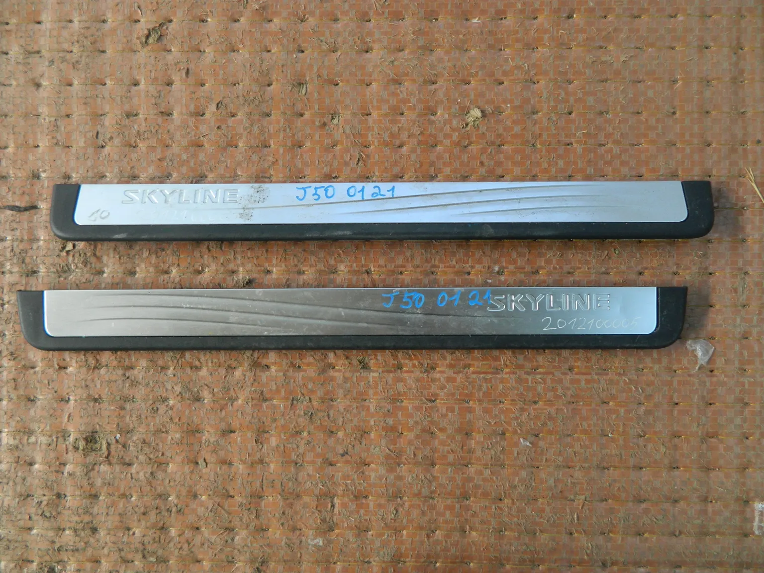 Накладка на порог внутренняя NISSAN SKYLINE CROSSOVER J50 Перед Пара (Контрактный) 2012100005