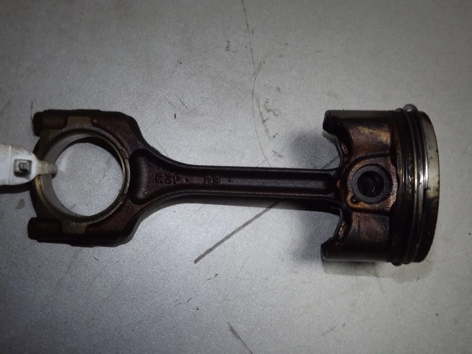 Поршень c шатуном HONDA R20A (Контрактный) 35023602