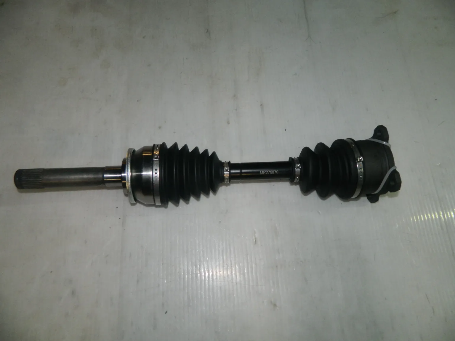 Привод GENERAL PARTS MR276870 MITSUBISHI PAJERO 1992-1999 V4#W / V2#W Перед Прав