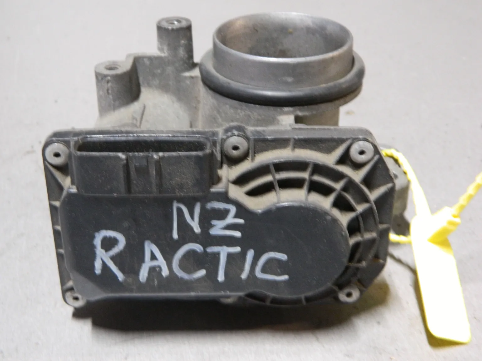 Дроссельная заслонка TOYOTA 1NZFE (Контрактный) 79780371