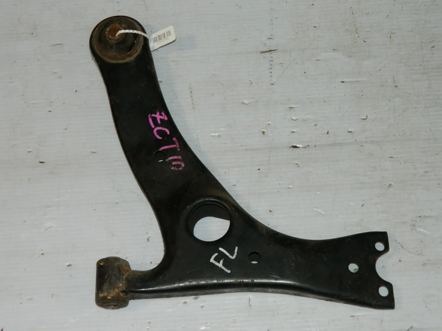 Рычаг подвески TOYOTA OPA ZCT10 Перед Лев (Контрактный) 45992889