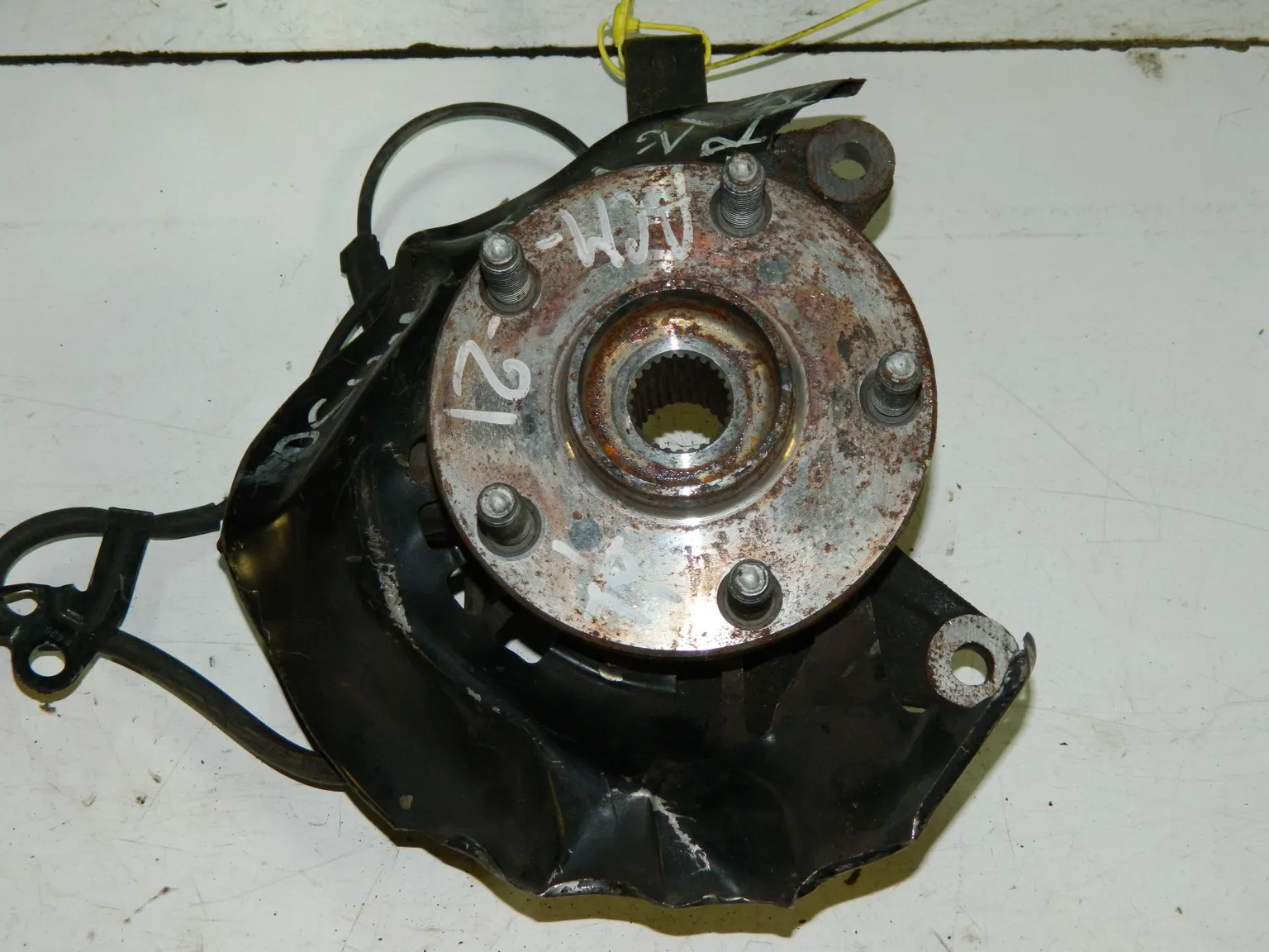 Ступица TOYOTA IPSUM ACM21 Перед Прав (Контрактный) 40951034