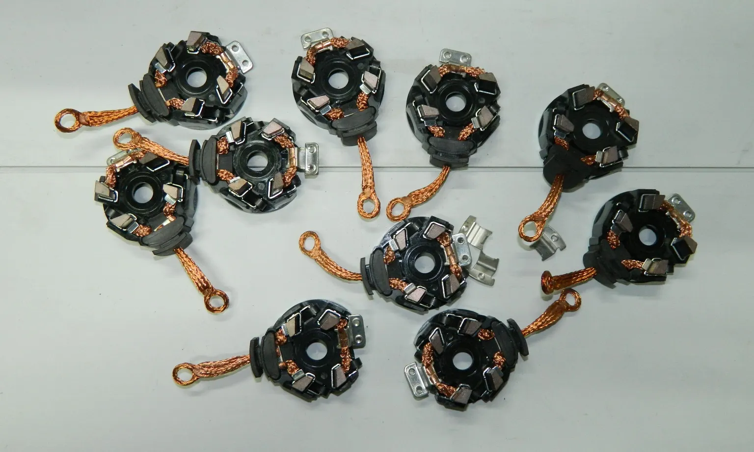 Щеточный узел стартера GENERAL PARTS 2813028040