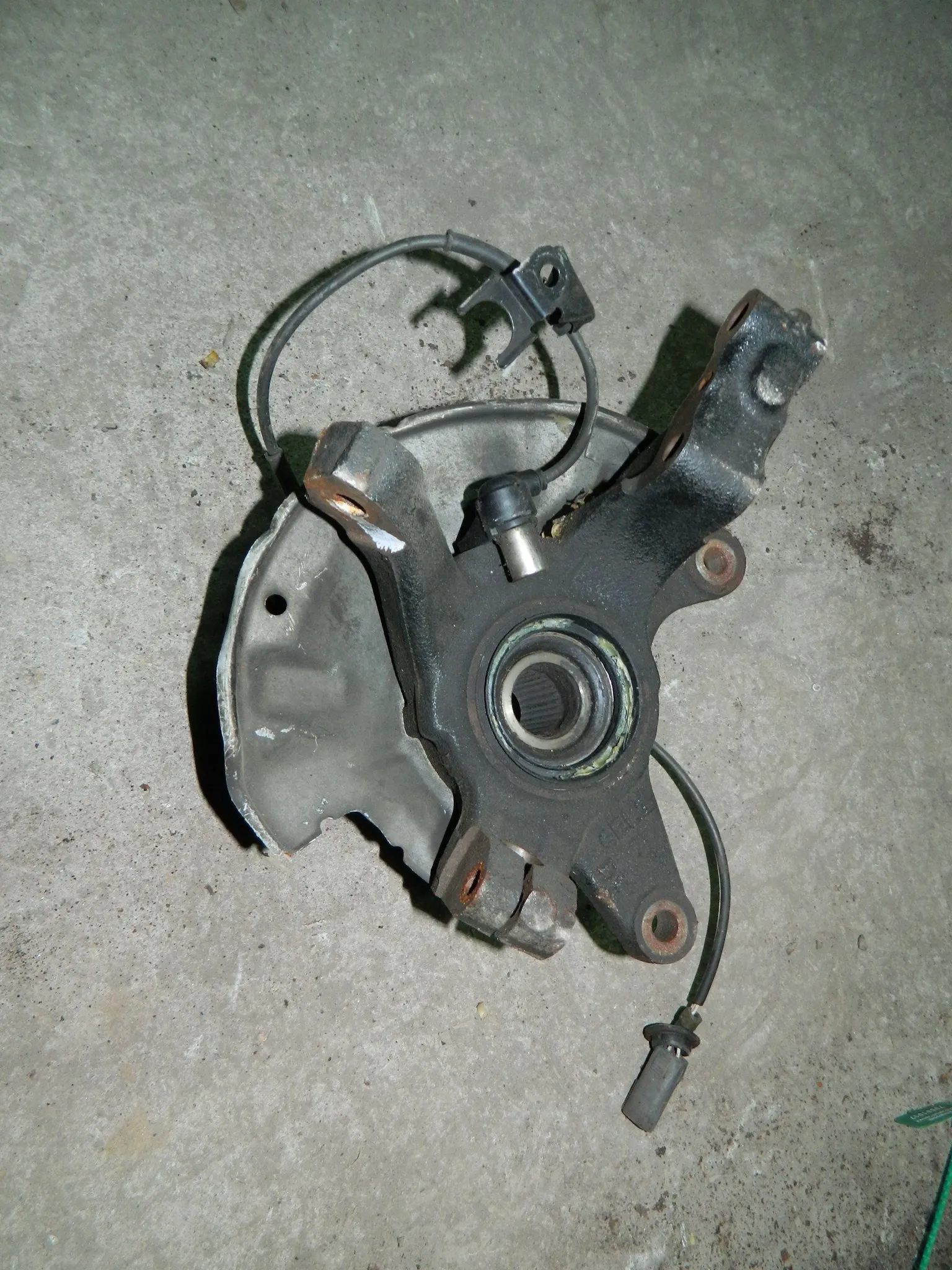 Ступица MAZDA CAPELLA GWEW Перед Лев (Контрактный) 79591027