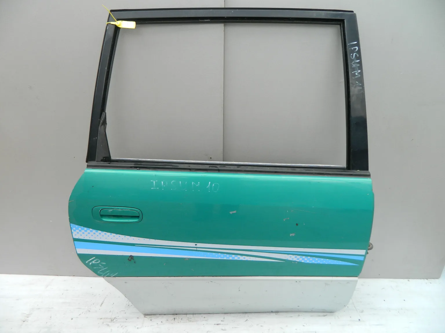 Дверь TOYOTA IPSUM CXM10 Зад Прав (Контрактный) 40951525