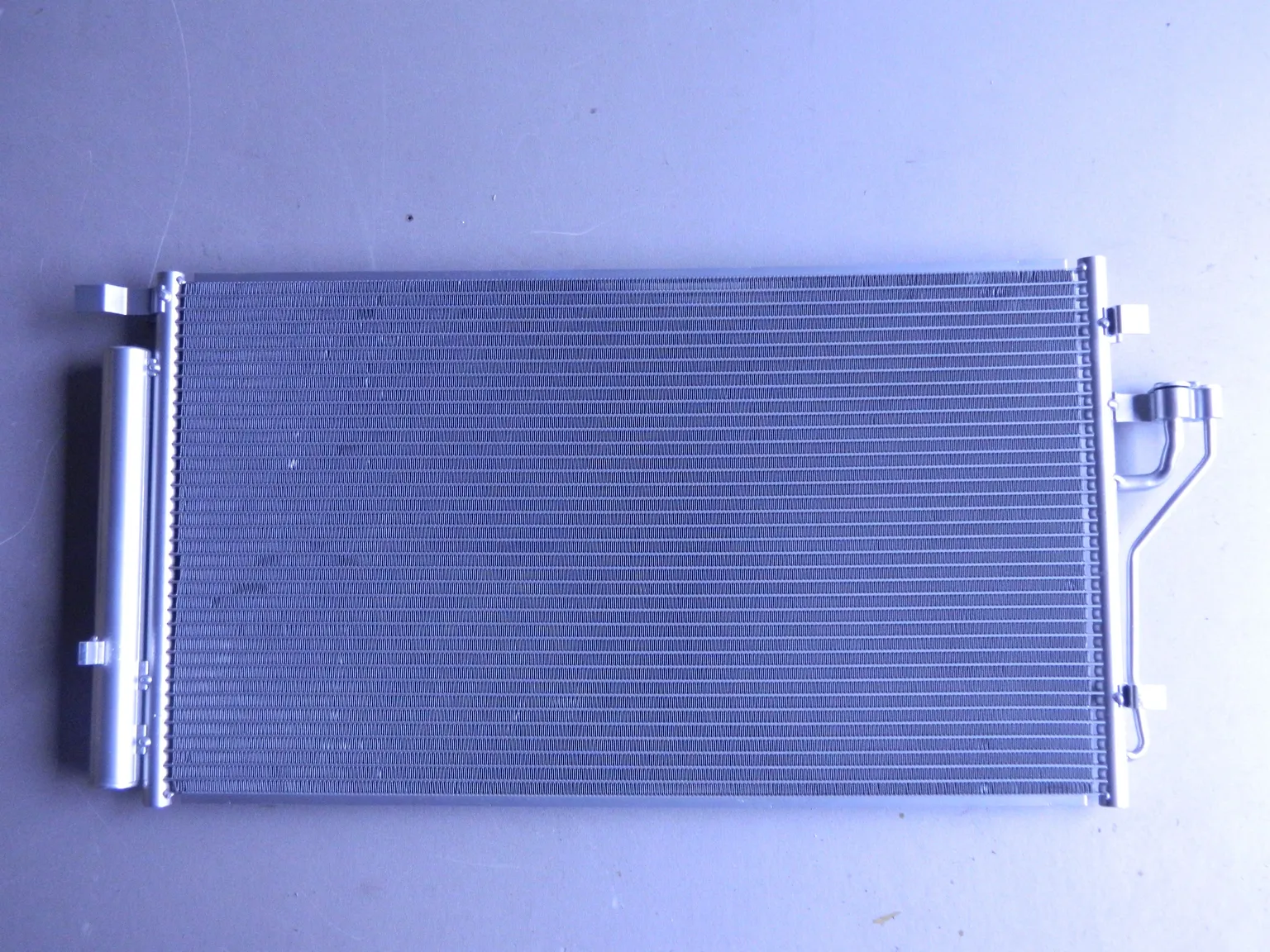 Радиатор кондиционера JORDEN JH03STG11180 IX 35