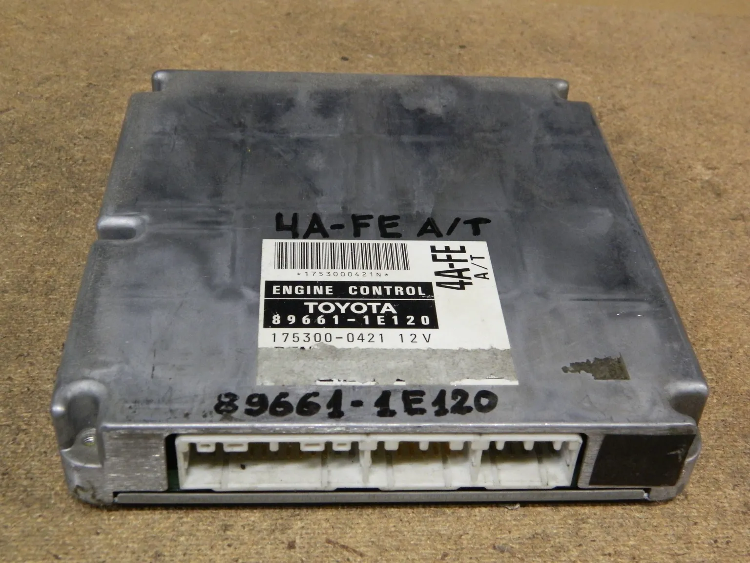 Блок управления ДВС TOYOTA COROLLA 4AFE (Контрактный) 9865 896611E120