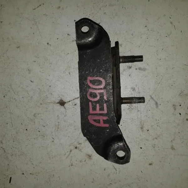 Подушка двигателя TOYOTA COROLLAAE91 5AFE Перед (Контрактный)