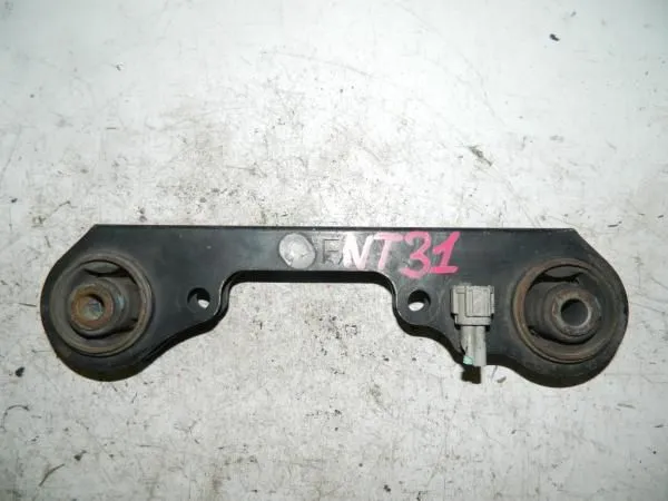 Подушка редуктора NISSAN X-TRAIL NT31 (Контрактный)