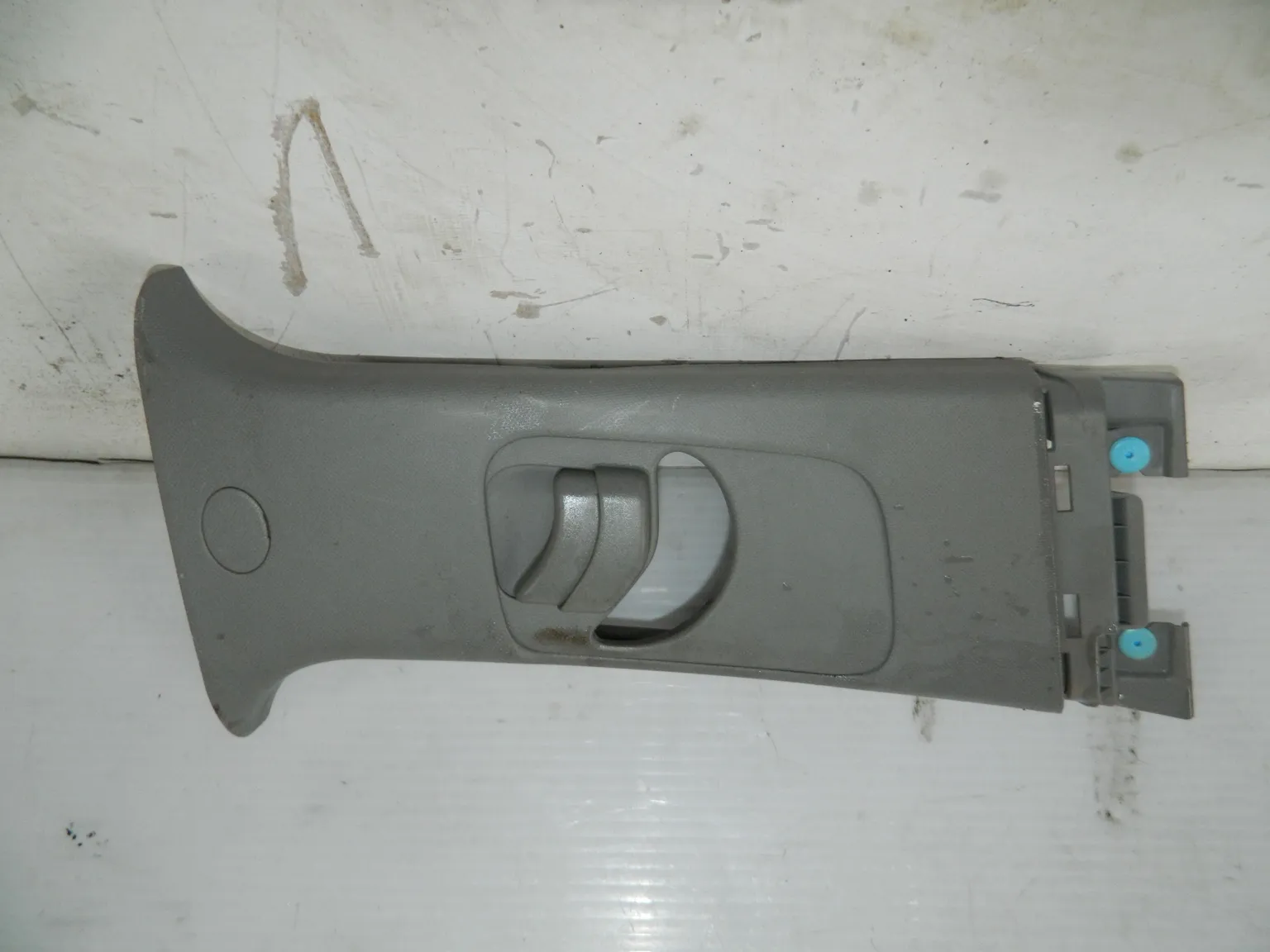 Обшивка средней стойки KIA RIO QB G4FA Прав Верх (Б/У) 40940172