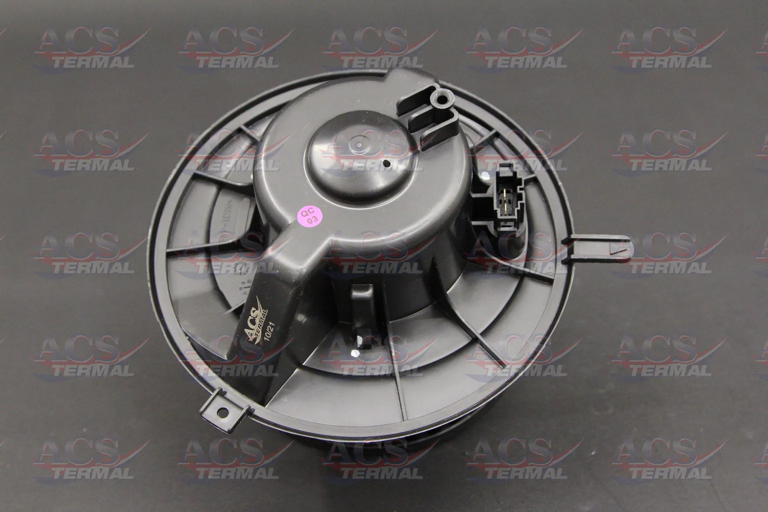 Мотор печки TERMAL 402277 AUDI A3 8P / Q3 8U / Octavia I-II / Golf V-VI / Passat B6 +AC