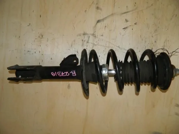 Стойка подвески TOYOTA Ractis NCP100 1NZ Перед Лев (Контрактный)