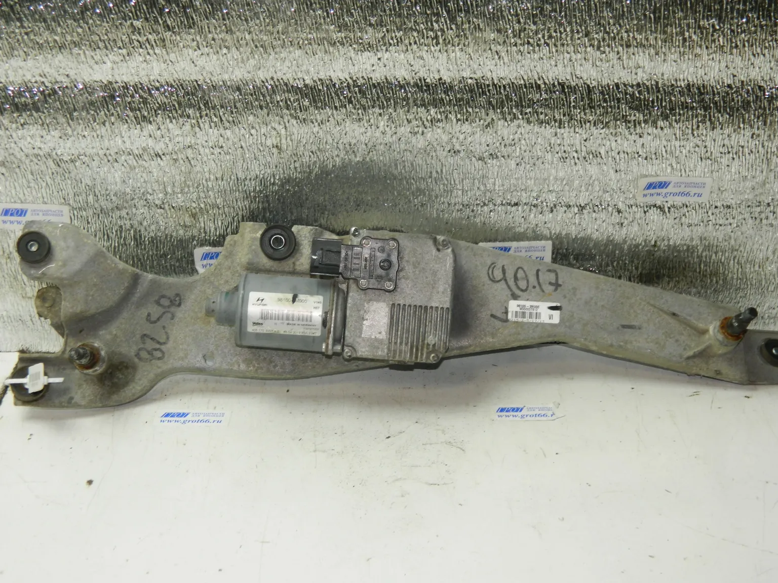 Мотор дворников HYUNDAI EQUUS G6DA 2013-2015 (Б/У) 35021143 981003M000