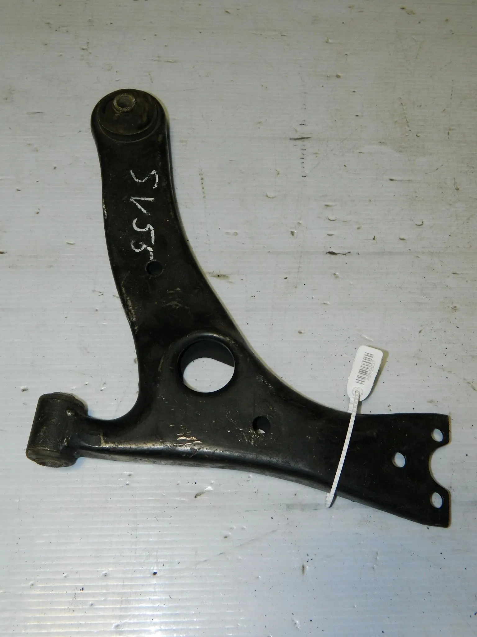 Рычаг подвески TOYOTA VISTA SV55 Перед Прав (Контрактный)