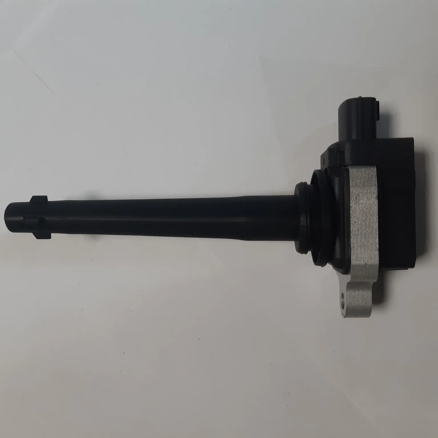 Катушка зажигания GENERAL PARTS DINI008 NISSAN QASHQAI J10E 22448ED800