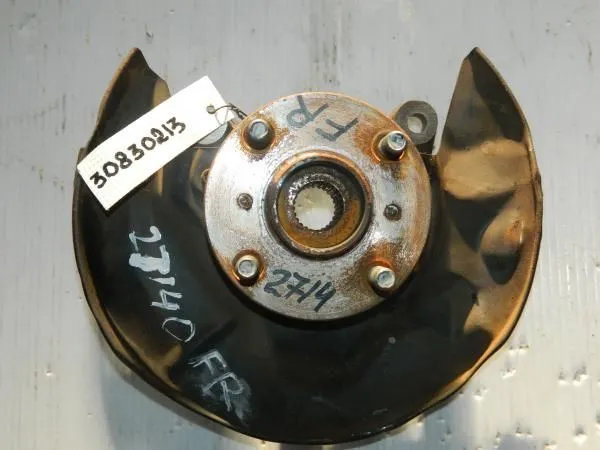 Ступица TOYOTA PRIUS NHW10 Перед Прав (Контрактный)