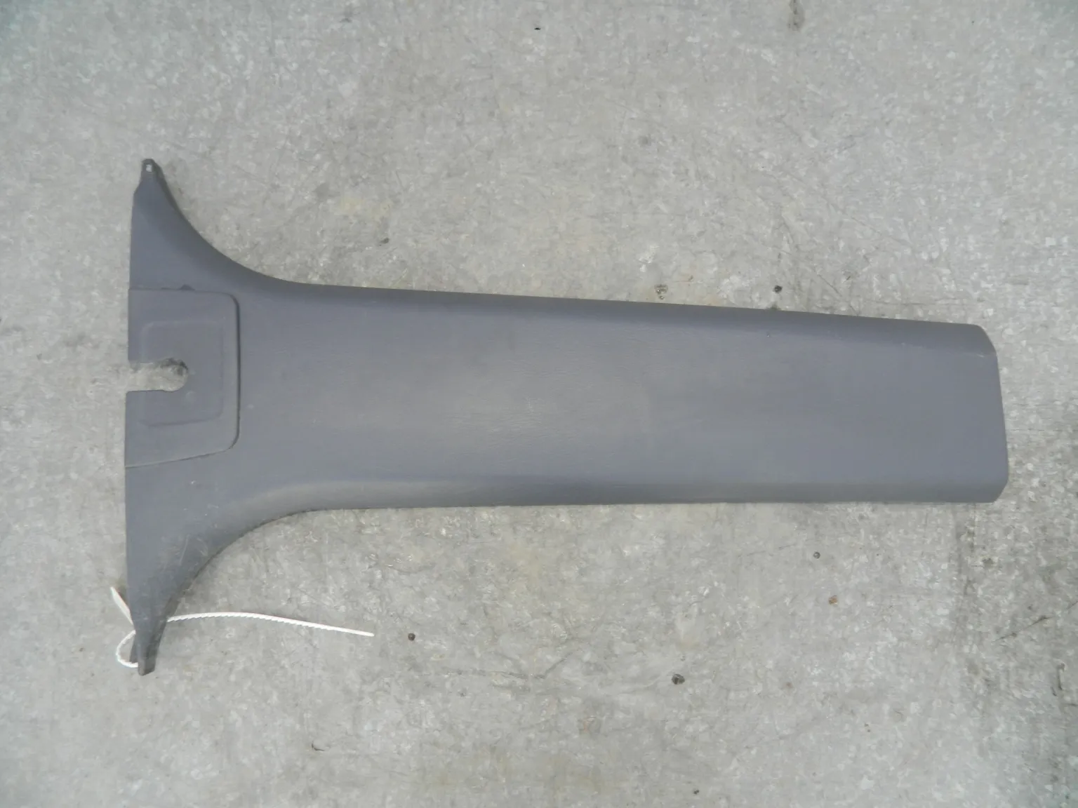 Обшивка средней стойки TOYOTA LAND CRUISER PRADO J90 Низ. Прав (Б/У) 6241360040