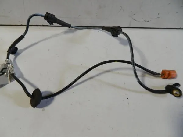 Датчик ABS HONDA FIT GD3 Перед Прав (Контрактный)