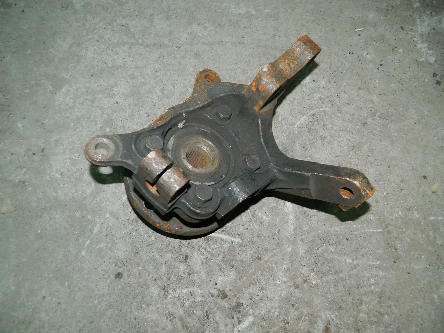 Ступица MITSUBISHI RVR N61W Перед Прав (Контрактный) 79591253