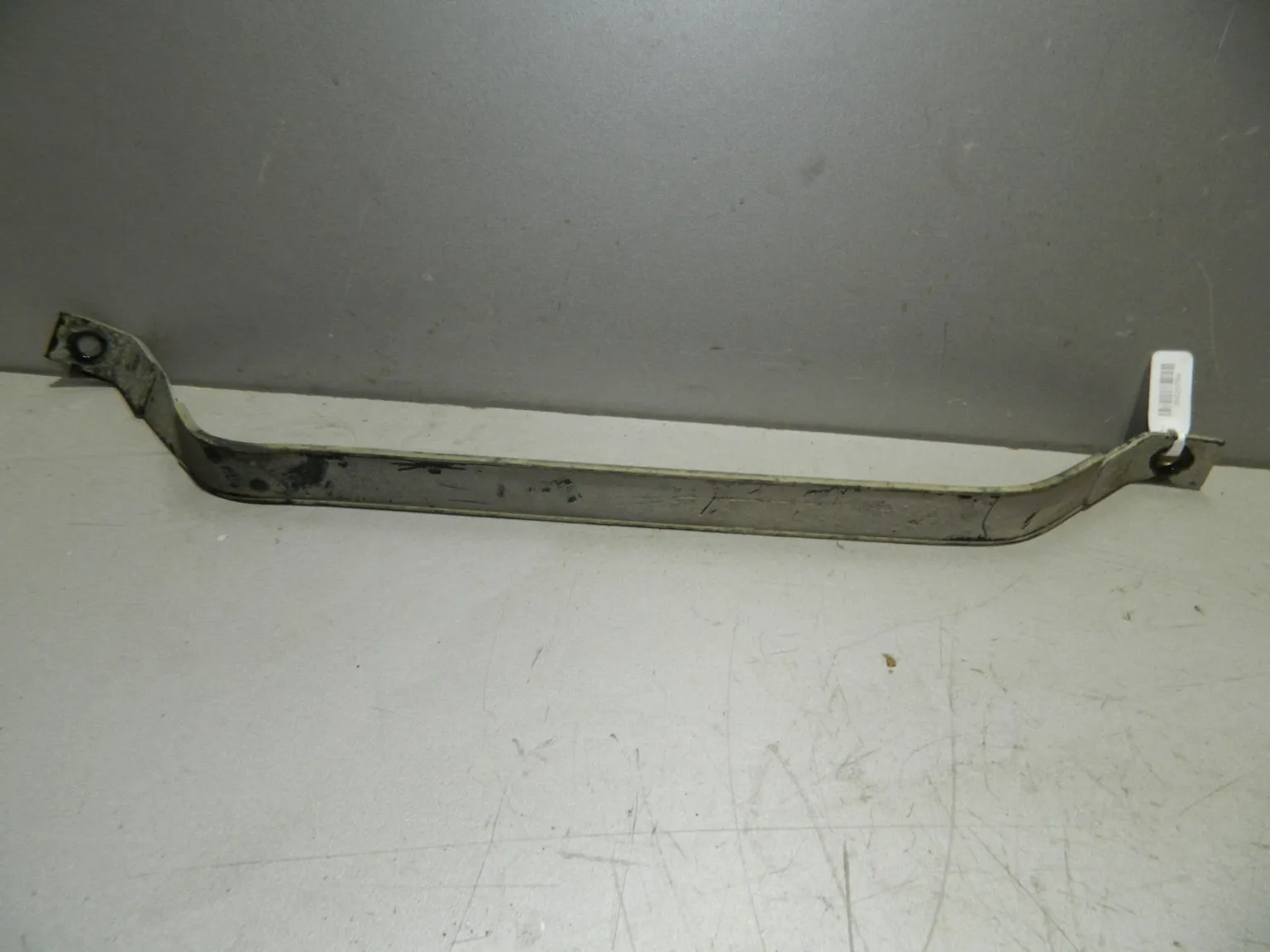 Лента крепления бензобака Kia Sportage QL (Б/У)