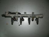 Рампа топливная с форсунками HYUNDAI ACCENT LC G4EC (Б/У)  35020068