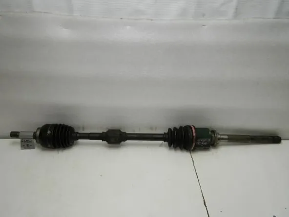 Привод MITSUBISHI LANCER CEDIA CS5W 4G93 Перед Прав (Контрактный) D9996808