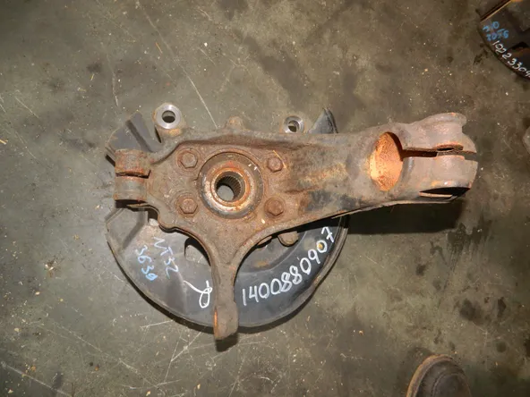 Ступица NISSAN X-TRAIL T32 Перед Прав (Контрактный) 1400880907