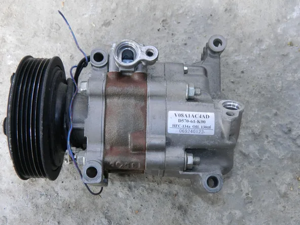 Компрессор кондиционера MAZDA DEMIO ZYVE (Контрактный) 10015710
