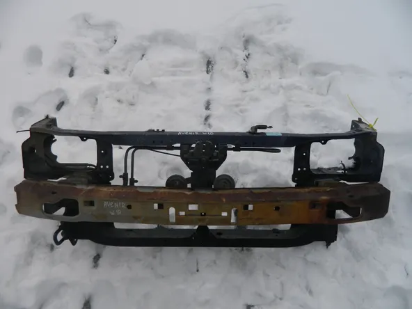 Рамка радиатора NISSAN AVENIR PW10 (Контрактный) 79773972