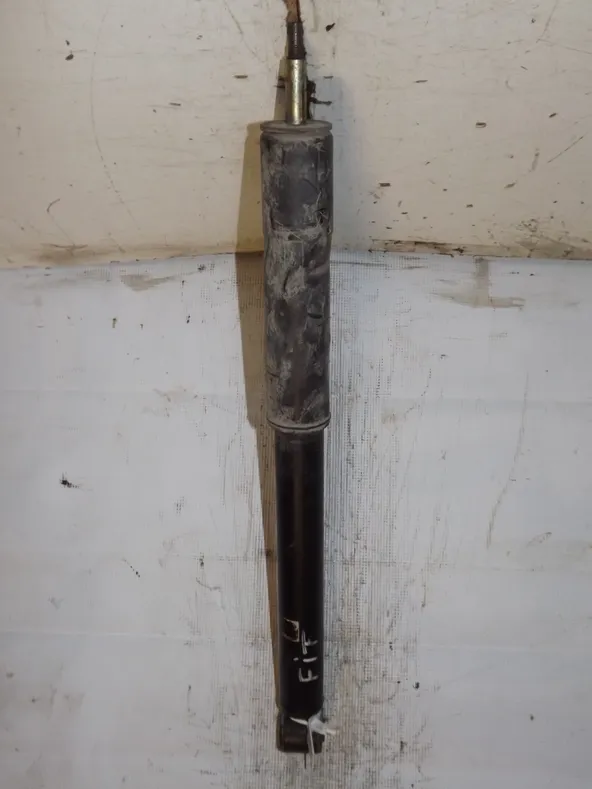 Амортизатор подвески HONDA FIT GD1 Задн (Контрактный) 35023160