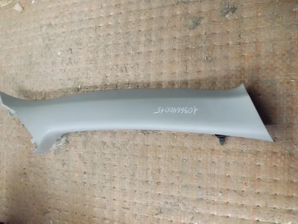 Обшивка стойки MITSUBISHI OUTLANDER CW5W Перед Прав (Контрактный) 1096640015